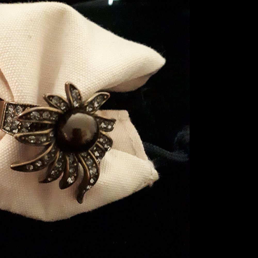 Heidi Daus Sunflower Ring